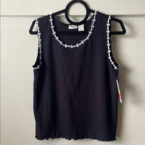 Vintage Erika black ribbed sleeveless blouse with white lace trim
